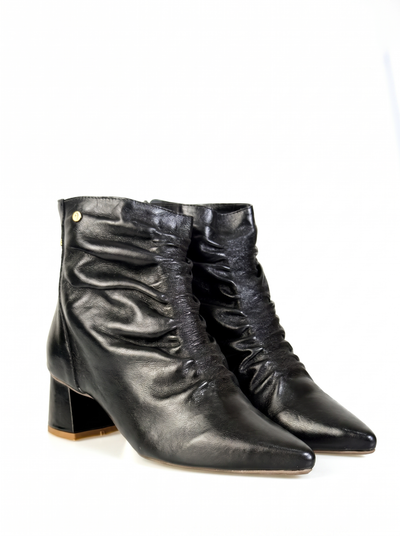 BOTA LIA