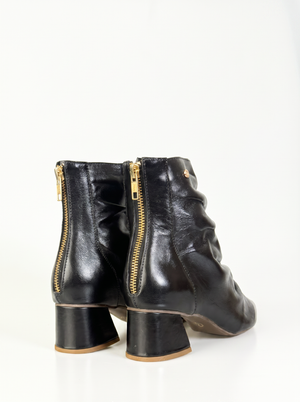 BOTA LIA