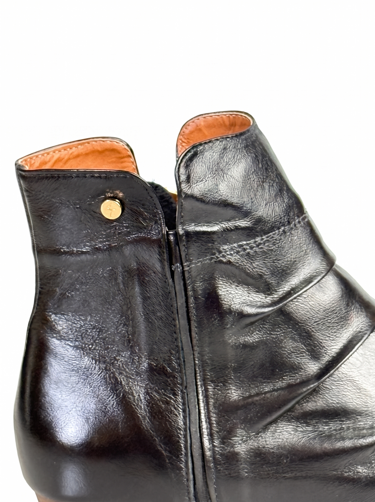 BOTA TINA