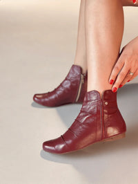 BOTA TINA